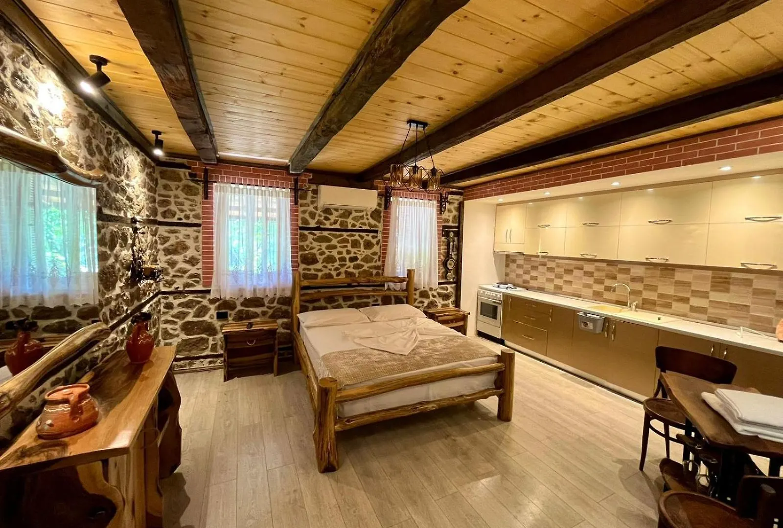 Guest house Vechia Villa Mitllari Tushemisht